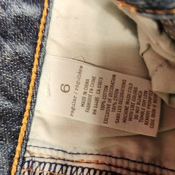 American Eagle Jean capris - Picture 4 of 5